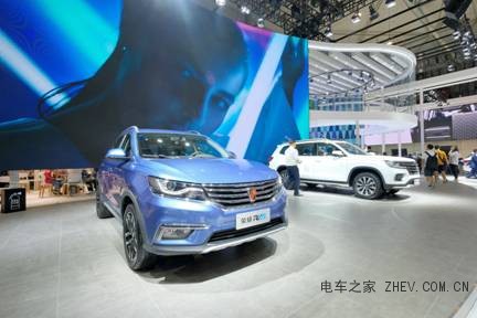 榮威光之翼MARVEL X攜互聯(lián)網(wǎng)汽車(chē)最強(qiáng)陣容震撼蓉城