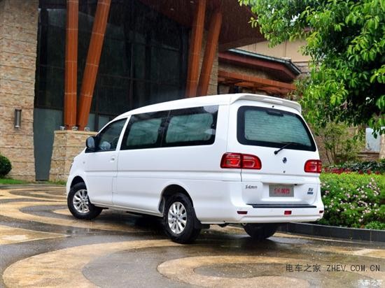 東風(fēng)風(fēng)行兩款電動(dòng)汽車上市 風(fēng)行S50EV和菱智M5EV