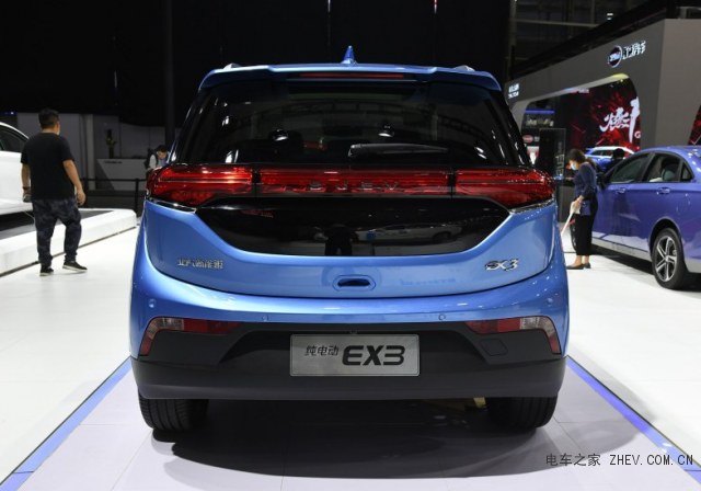 北汽新能源EX3新車下線，續(xù)航500公里，4月份上市