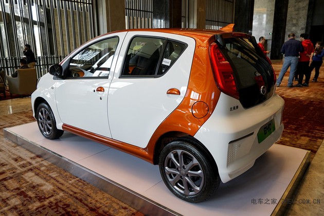 比亞迪純電動汽車e系列發(fā)布