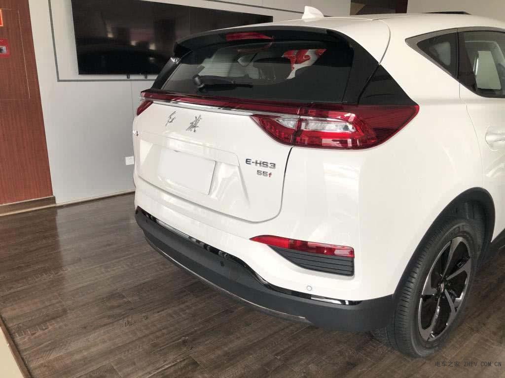 實(shí)拍2019款紅旗E-HS3電動(dòng)汽車