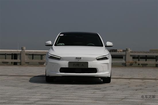 真能比肩特斯拉Model 3？ 試駕吉利幾何A