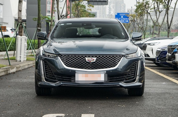20万左右的车中相比宝马3系颜好有实力的凯迪拉克ct5更受追捧
