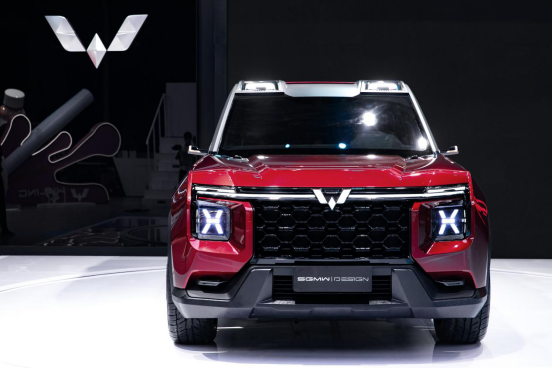 中国的超级英雄！宏光侠，他来了！