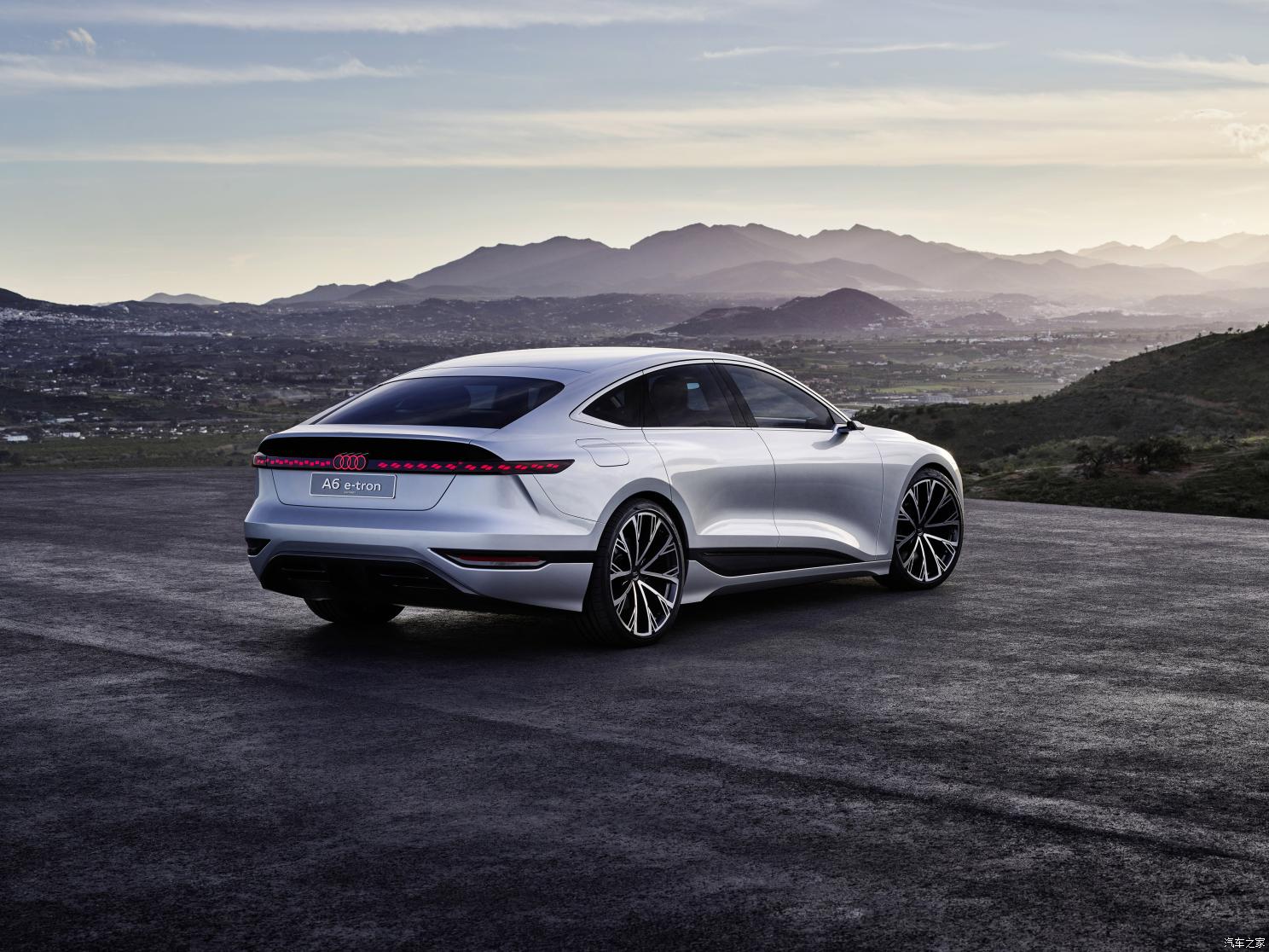 奥迪(进口) 奥迪A6新能源(进口) 2021款 e-tron 概念车