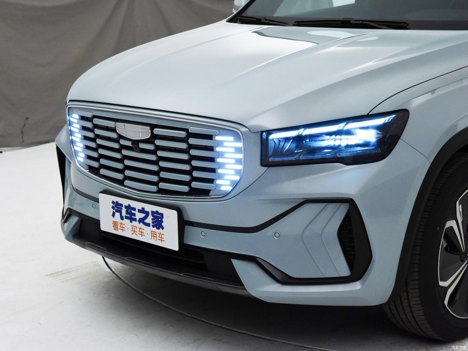 吉利汽车 星越L 2022款 1.5T 雷神Hi·X油电混动版 Super迅