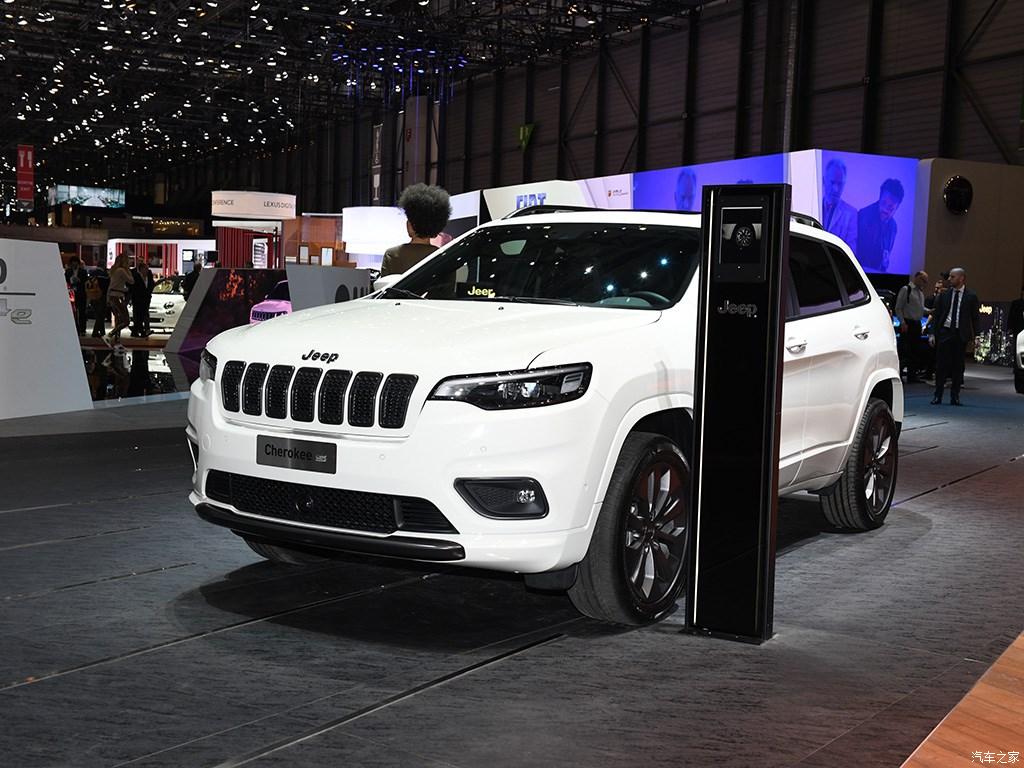 Jeep(进口) 自由光(进口) 2019款 S Special Edition