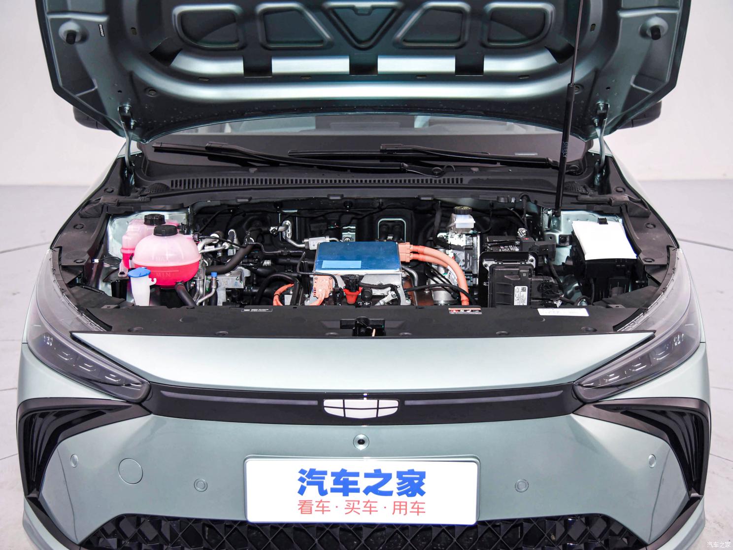 几何汽车 几何M6 2022款 580 旗舰型