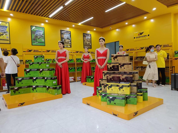 https://www.zhev.com.cn/file/upload/202211/24/16-53-45-73-4872.png