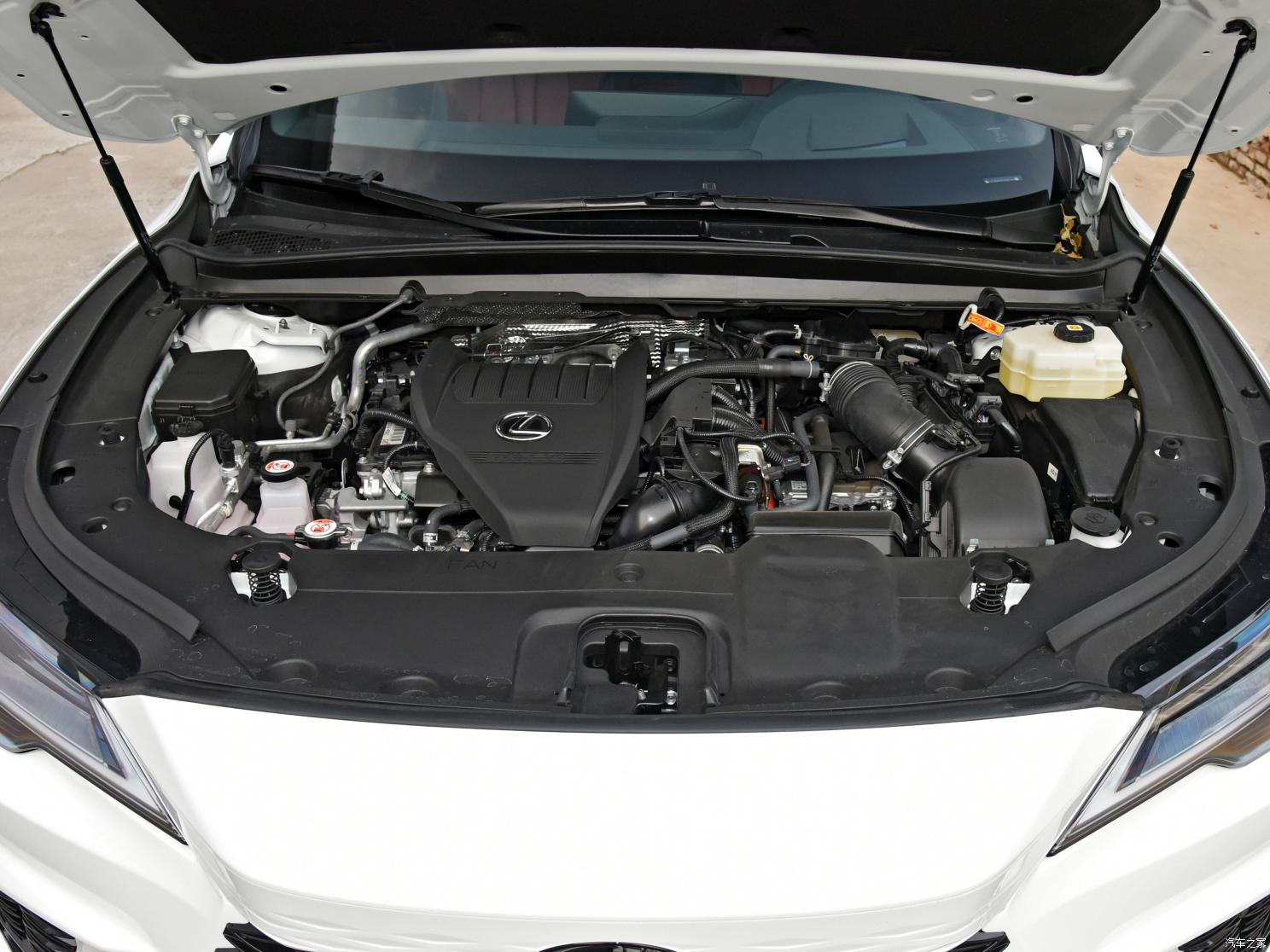 雷克萨斯 雷克萨斯RX 2023款 500h 四驱F SPORT Performance