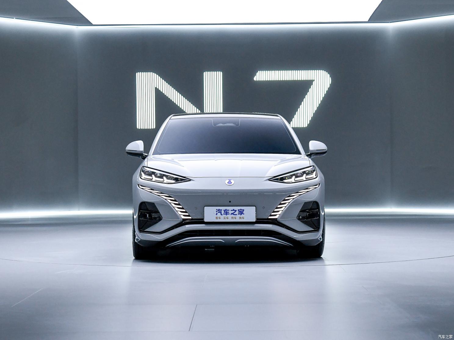 腾势汽车 腾势N7 2023款 基本型