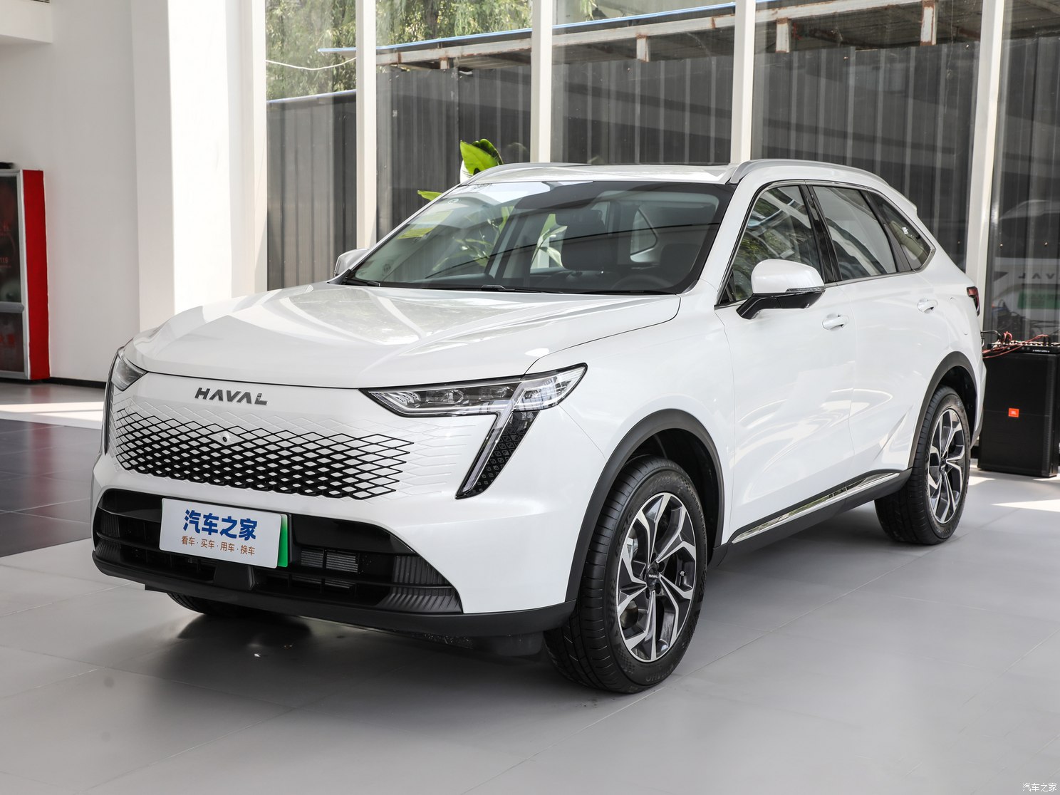 长城汽车 哈弗枭龙MAX 2023款 1.5L Hi4 105 四驱精英版