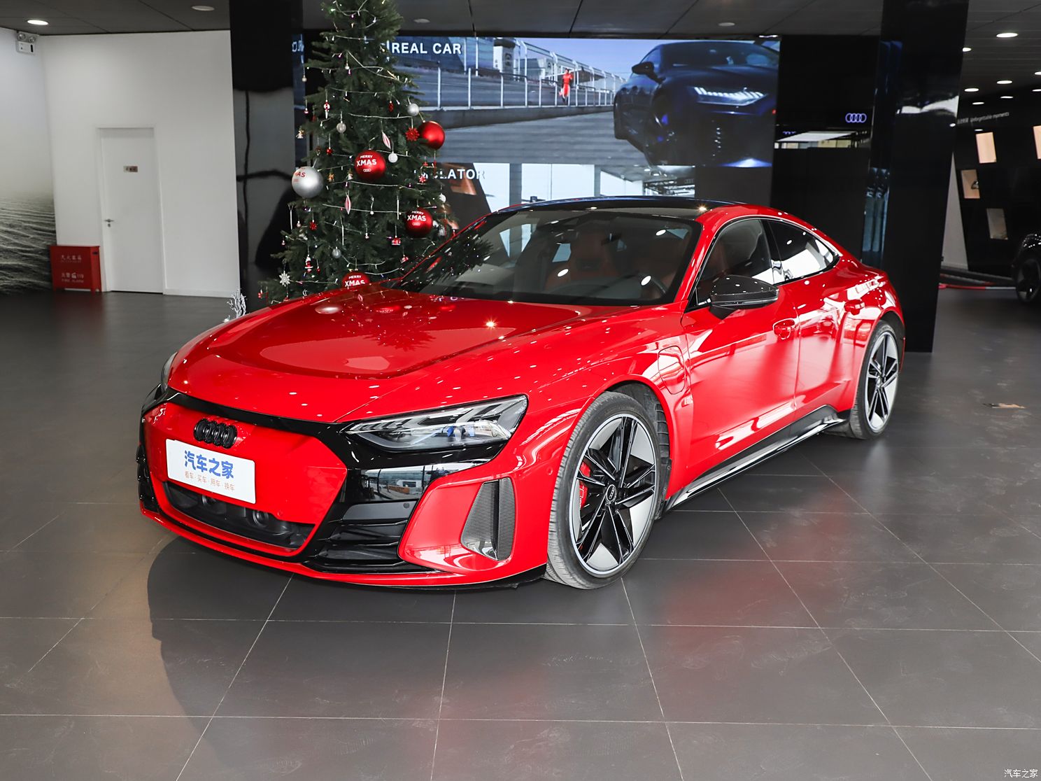 Audi Sport 奥迪RS e-tron GT 2023款 基本型