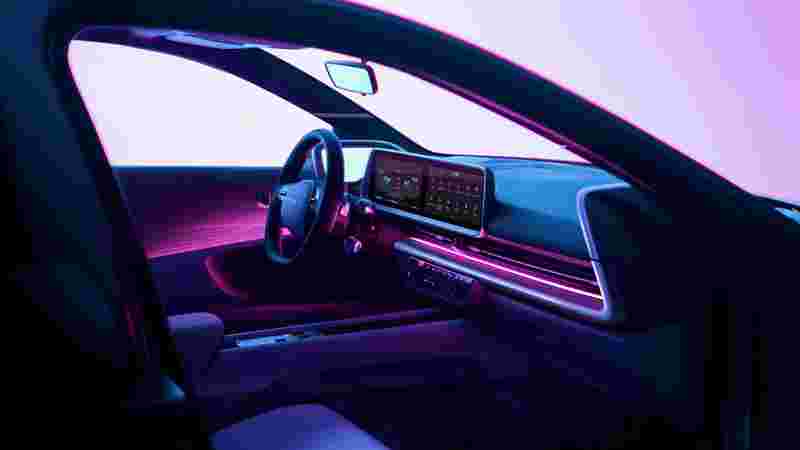 hyundai-ioniq-6-design-debut-passenger-side-cabin_副本.jpg